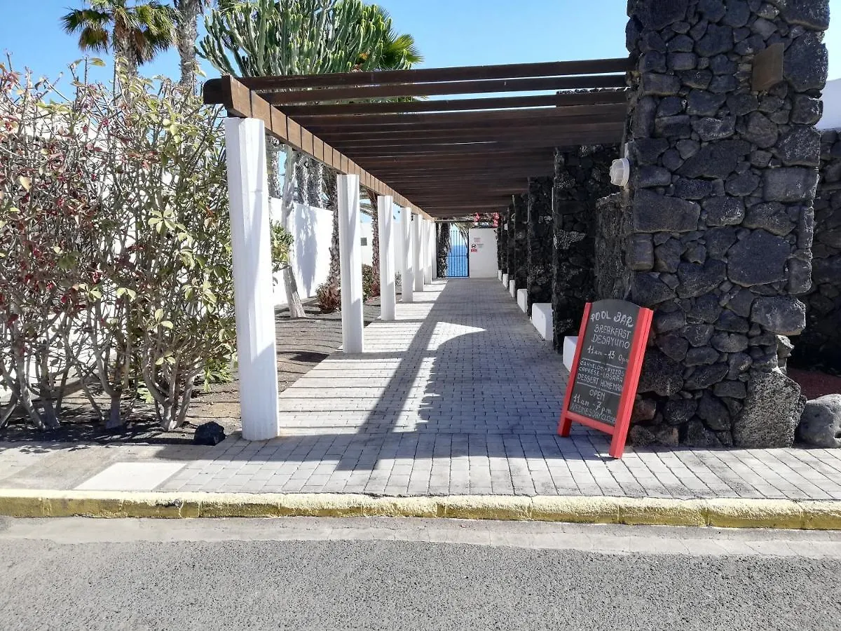 Apartamento Dino 10 Playa Roca Costa Teguise