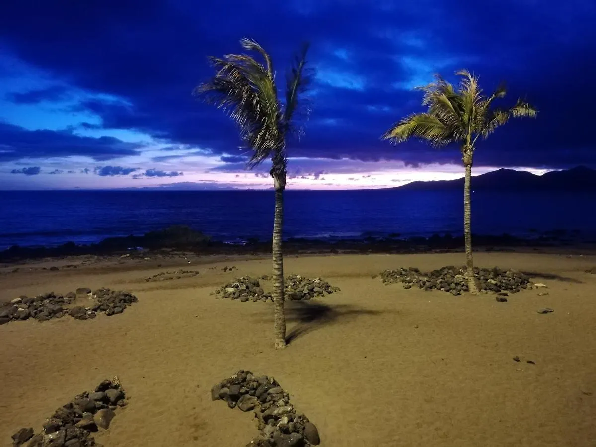 Apartamento Dino 10 Playa Roca Costa Teguise 0*,  Spain